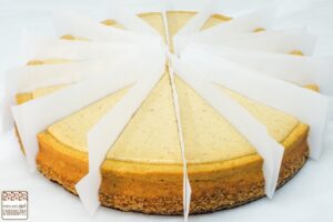 Pumpkin Gingersnap Cheesecake - 9 inch - precut 14 slices